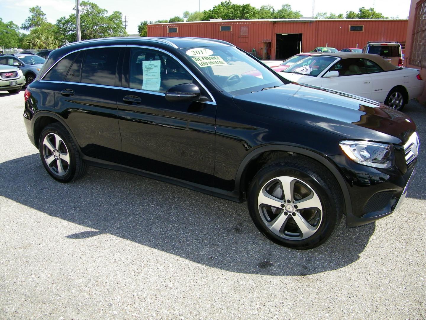 2017 Black /Black Mercedes-Benz GLC-Class GLC300 (WDC0G4JB5HF) with an 2.0L L4 DOHC 16V TURBO engine, 9A transmission, located at 4000 Bee Ridge Road, Sarasota, FL, 34233, (941) 926-0300, 27.298664, -82.489151 - Photo#7